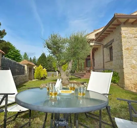 Casa Pedroches * Las Navas del Marqués